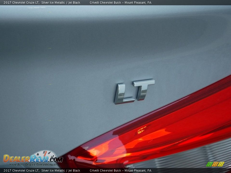 2017 Chevrolet Cruze LT Silver Ice Metallic / Jet Black Photo #9