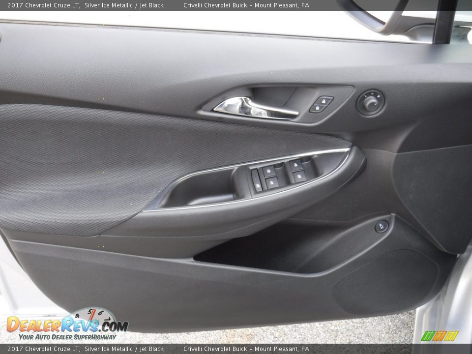 2017 Chevrolet Cruze LT Silver Ice Metallic / Jet Black Photo #12