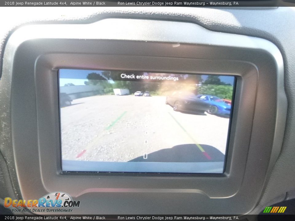 2018 Jeep Renegade Latitude 4x4 Alpine White / Black Photo #17