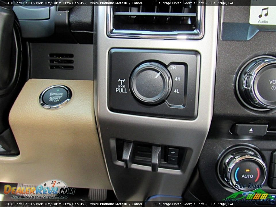 2018 Ford F250 Super Duty Lariat Crew Cab 4x4 White Platinum Metallic / Camel Photo #25