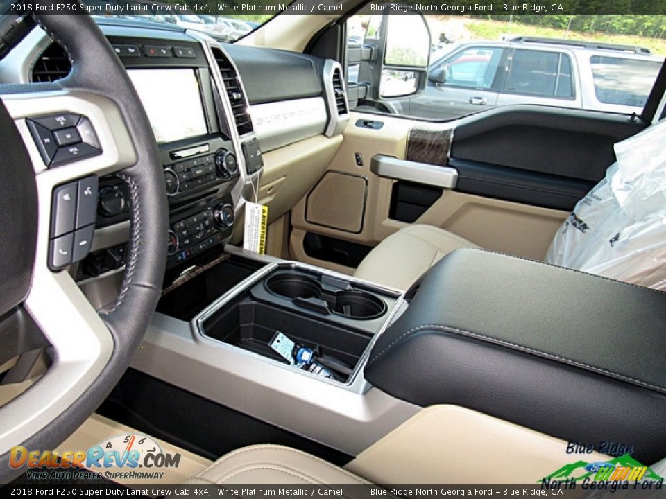 2018 Ford F250 Super Duty Lariat Crew Cab 4x4 White Platinum Metallic / Camel Photo #30