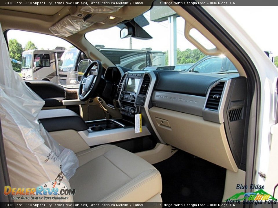 2018 Ford F250 Super Duty Lariat Crew Cab 4x4 White Platinum Metallic / Camel Photo #33