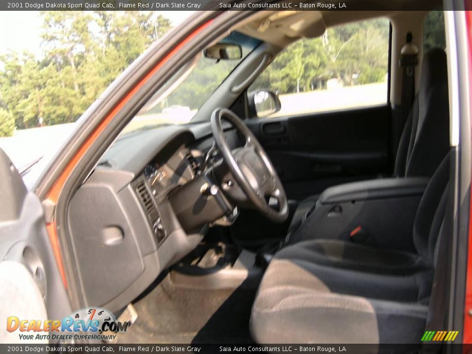 2001 Dodge Dakota Sport Quad Cab Flame Red / Dark Slate Gray Photo #9