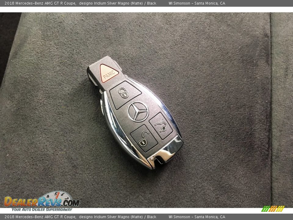 Keys of 2018 Mercedes-Benz AMG GT R Coupe Photo #11