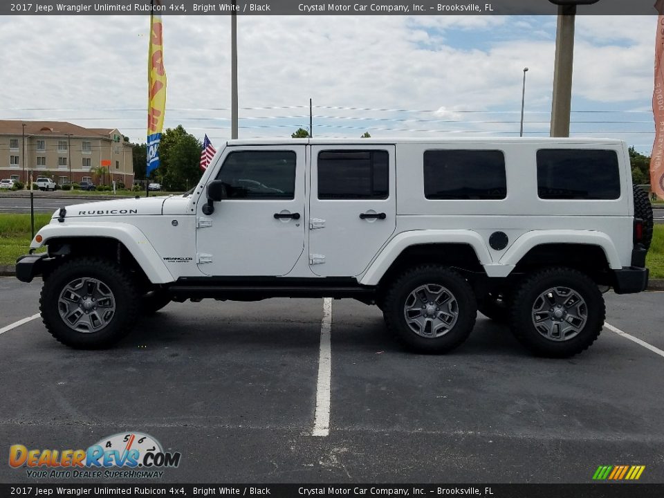 2017 Jeep Wrangler Unlimited Rubicon 4x4 Bright White / Black Photo #2
