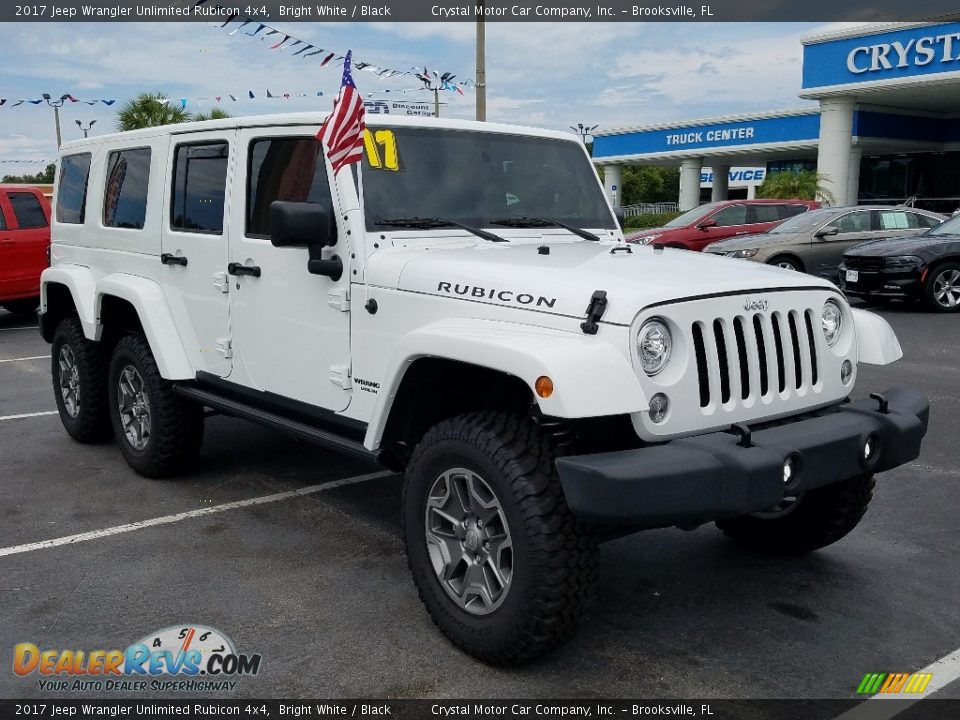 2017 Jeep Wrangler Unlimited Rubicon 4x4 Bright White / Black Photo #7