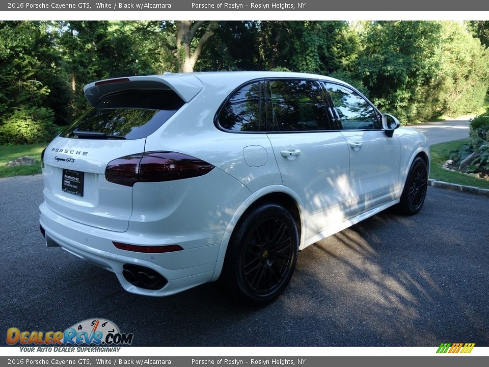 2016 Porsche Cayenne GTS White / Black w/Alcantara Photo #6