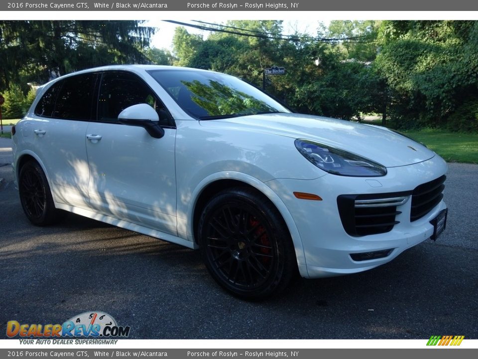 2016 Porsche Cayenne GTS White / Black w/Alcantara Photo #8