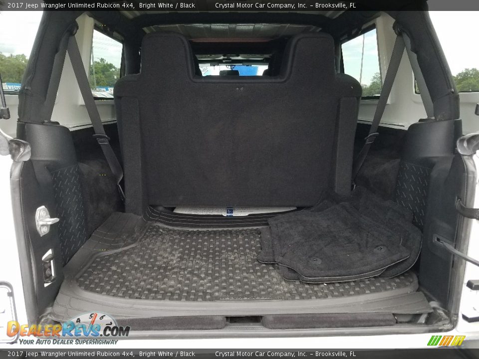 2017 Jeep Wrangler Unlimited Rubicon 4x4 Bright White / Black Photo #19