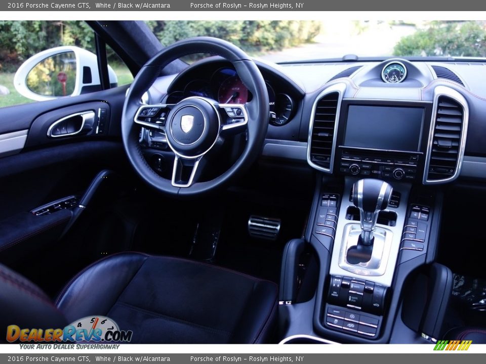 2016 Porsche Cayenne GTS White / Black w/Alcantara Photo #13