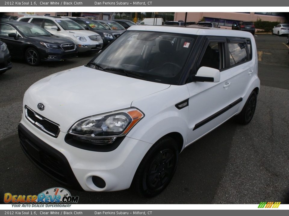 2012 Kia Soul 1.6 Clear White / Black Cloth Photo #3