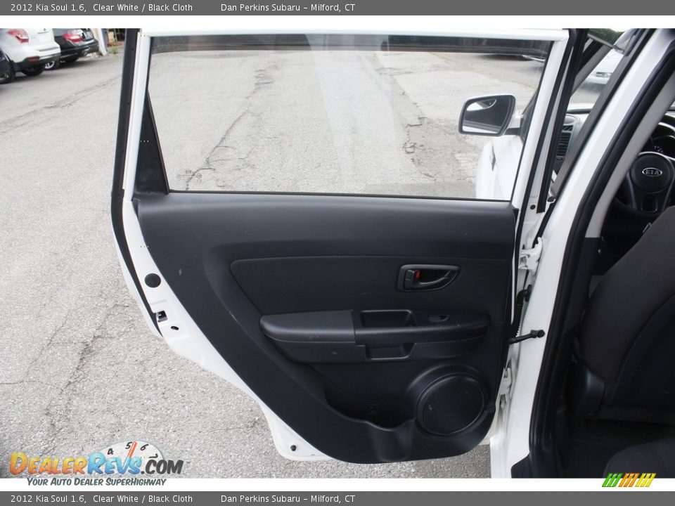2012 Kia Soul 1.6 Clear White / Black Cloth Photo #16