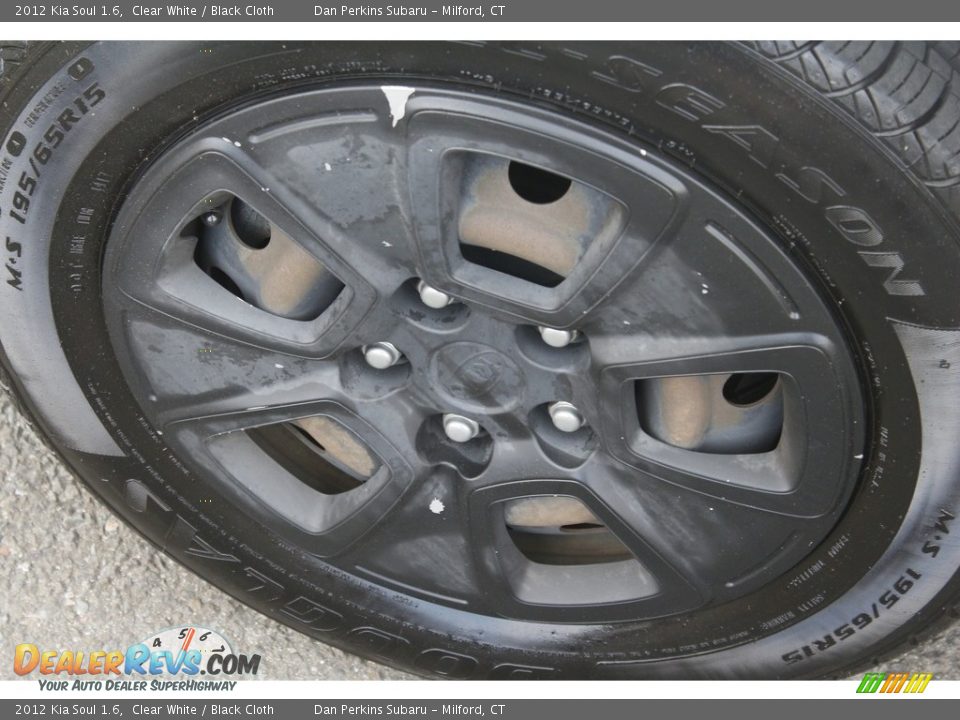 2012 Kia Soul 1.6 Clear White / Black Cloth Photo #21