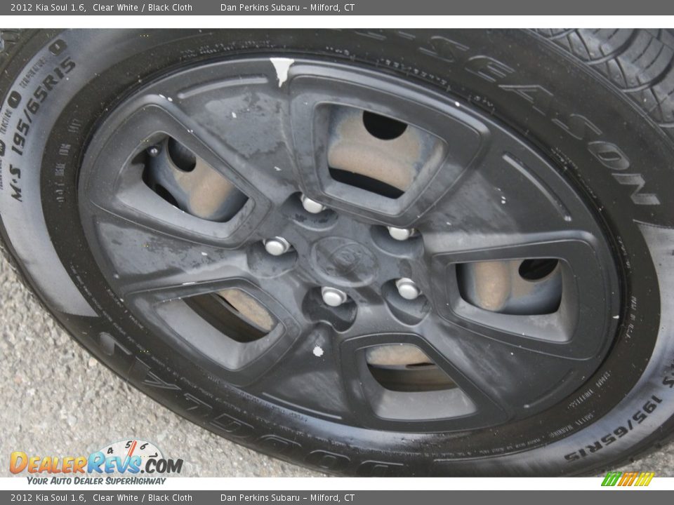 2012 Kia Soul 1.6 Clear White / Black Cloth Photo #22