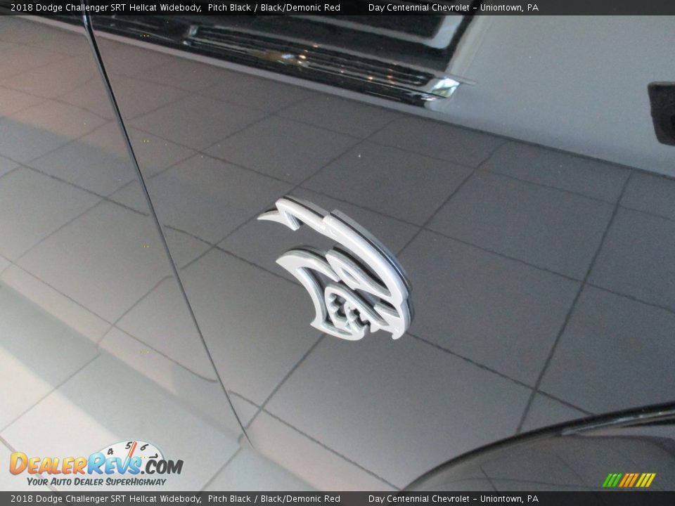 2018 Dodge Challenger SRT Hellcat Widebody Logo Photo #2