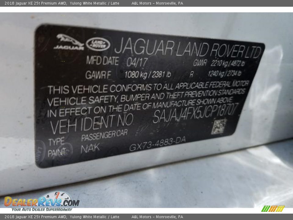 2018 Jaguar XE 25t Premium AWD Yulong White Metallic / Latte Photo #18