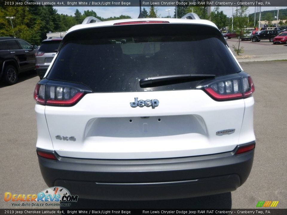 2019 Jeep Cherokee Latitude 4x4 Bright White / Black/Light Frost Beige Photo #4