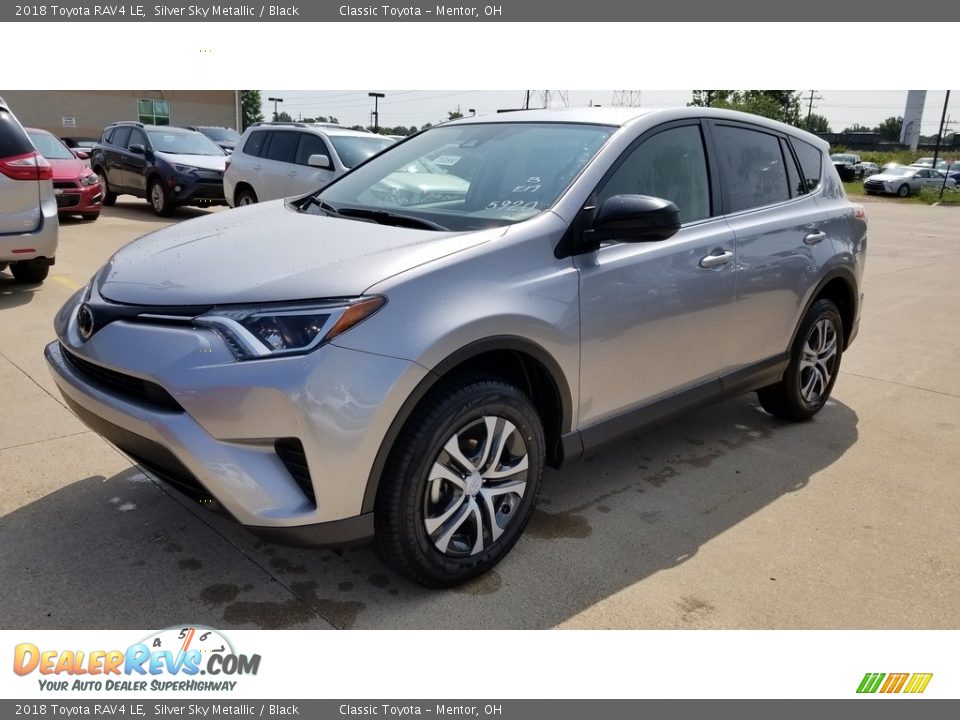 2018 Toyota RAV4 LE Silver Sky Metallic / Black Photo #1