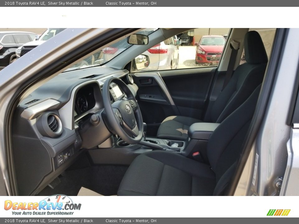 2018 Toyota RAV4 LE Silver Sky Metallic / Black Photo #3