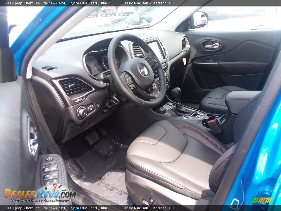 2019 Jeep Cherokee Trailhawk 4x4 Hydro Blue Pearl / Black Photo #4