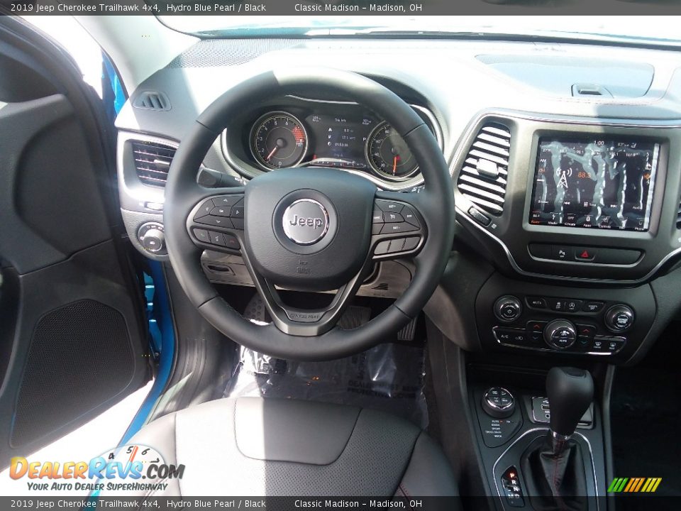 2019 Jeep Cherokee Trailhawk 4x4 Hydro Blue Pearl / Black Photo #6