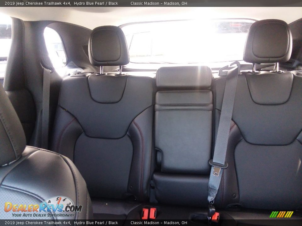 2019 Jeep Cherokee Trailhawk 4x4 Hydro Blue Pearl / Black Photo #12