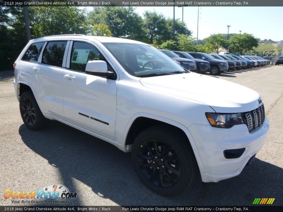 2018 Jeep Grand Cherokee Altitude 4x4 Bright White / Black Photo #7