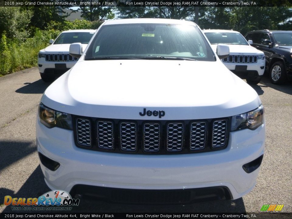 2018 Jeep Grand Cherokee Altitude 4x4 Bright White / Black Photo #8