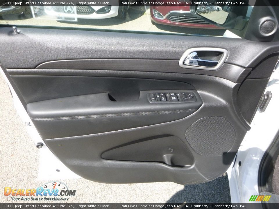 2018 Jeep Grand Cherokee Altitude 4x4 Bright White / Black Photo #13