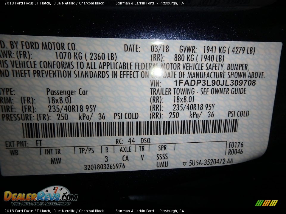 2018 Ford Focus ST Hatch Blue Metallic / Charcoal Black Photo #10