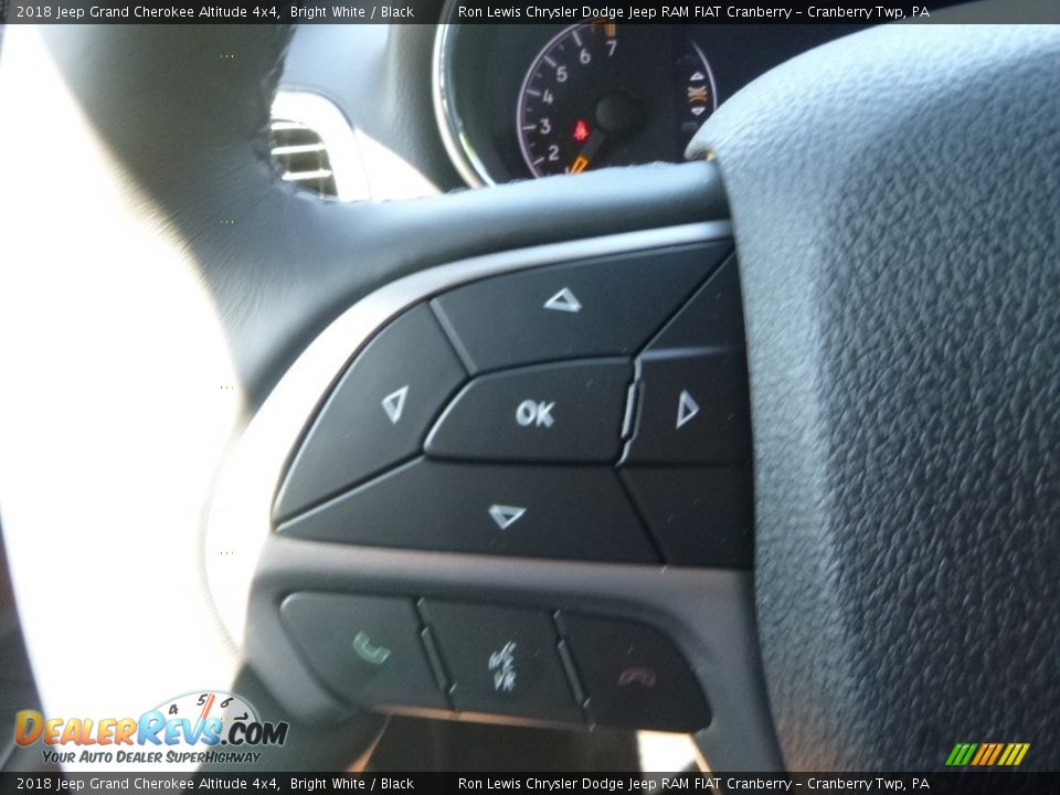 2018 Jeep Grand Cherokee Altitude 4x4 Bright White / Black Photo #20