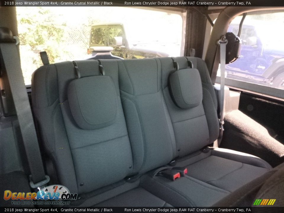 2018 Jeep Wrangler Sport 4x4 Granite Crystal Metallic / Black Photo #12