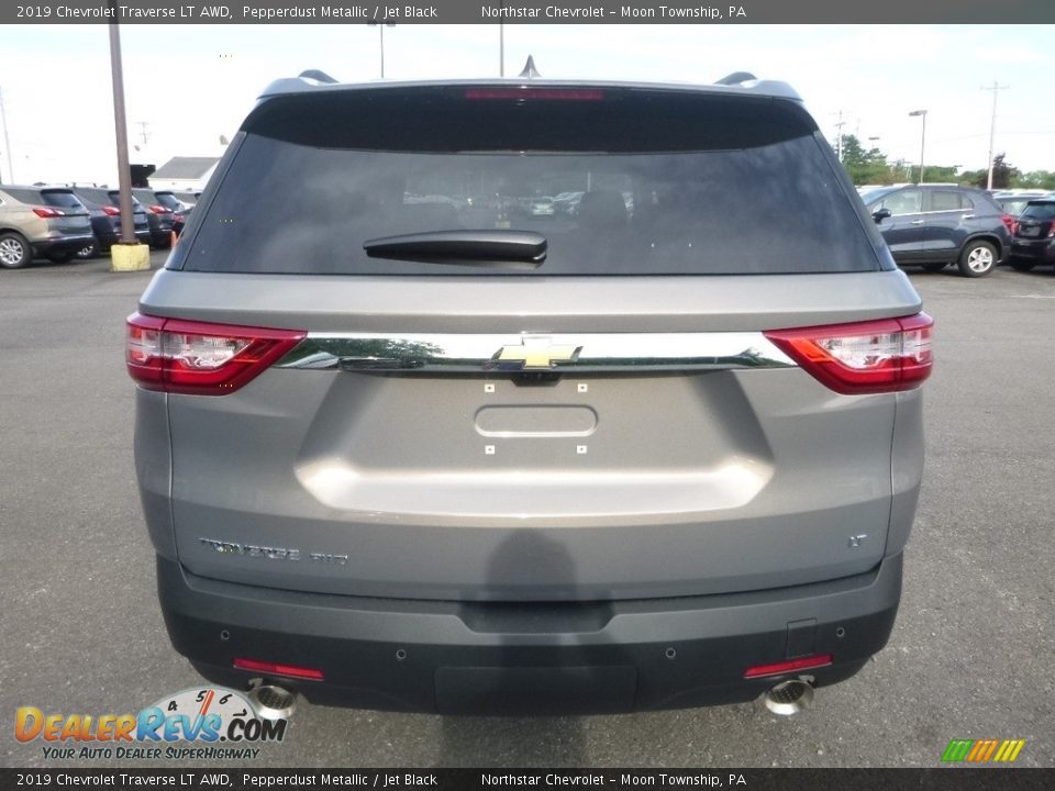 2019 Chevrolet Traverse LT AWD Pepperdust Metallic / Jet Black Photo #4