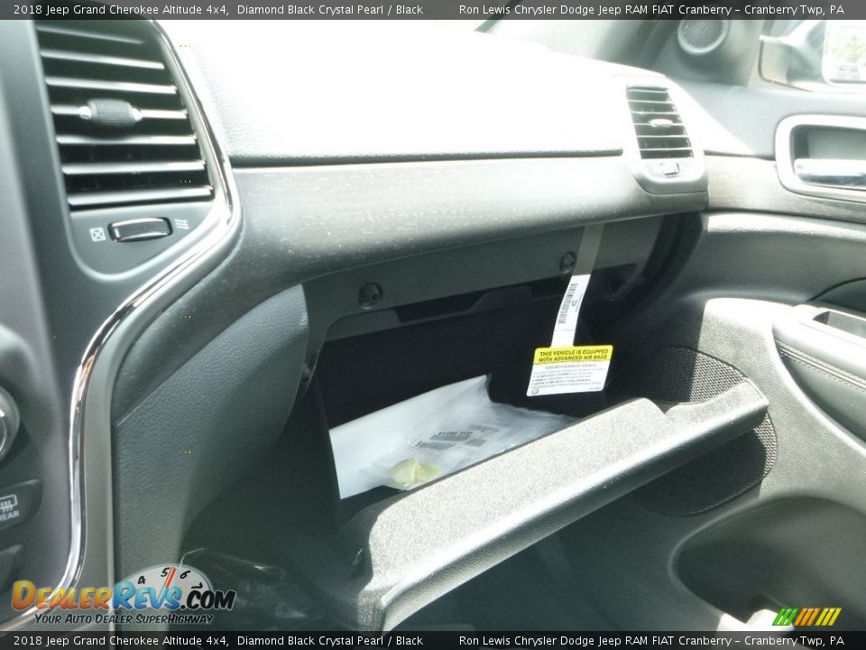 2018 Jeep Grand Cherokee Altitude 4x4 Diamond Black Crystal Pearl / Black Photo #19