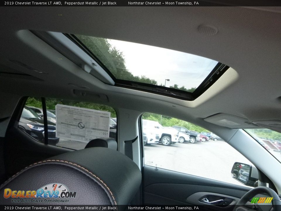 2019 Chevrolet Traverse LT AWD Pepperdust Metallic / Jet Black Photo #12