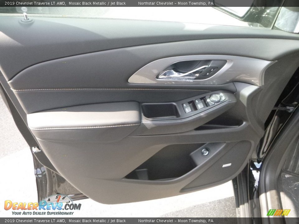 2019 Chevrolet Traverse LT AWD Mosaic Black Metallic / Jet Black Photo #14