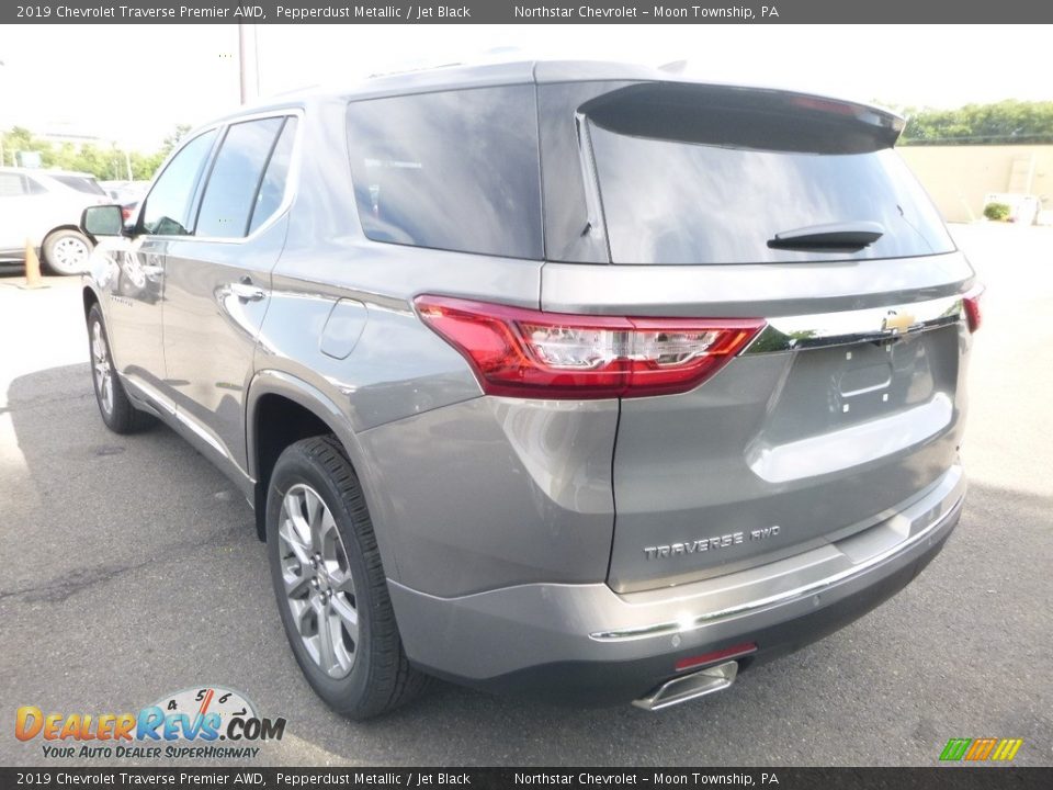 2019 Chevrolet Traverse Premier AWD Pepperdust Metallic / Jet Black Photo #3