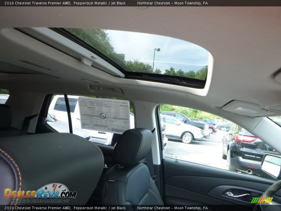 2019 Chevrolet Traverse Premier AWD Pepperdust Metallic / Jet Black Photo #12