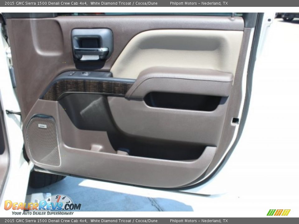2015 GMC Sierra 1500 Denali Crew Cab 4x4 White Diamond Tricoat / Cocoa/Dune Photo #31