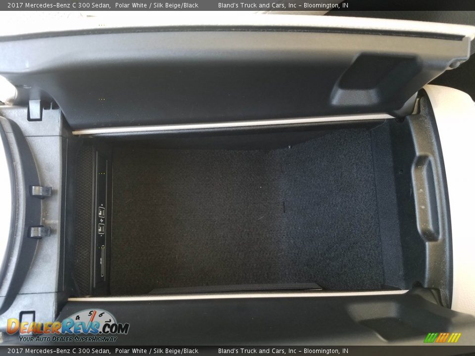 2017 Mercedes-Benz C 300 Sedan Polar White / Silk Beige/Black Photo #28