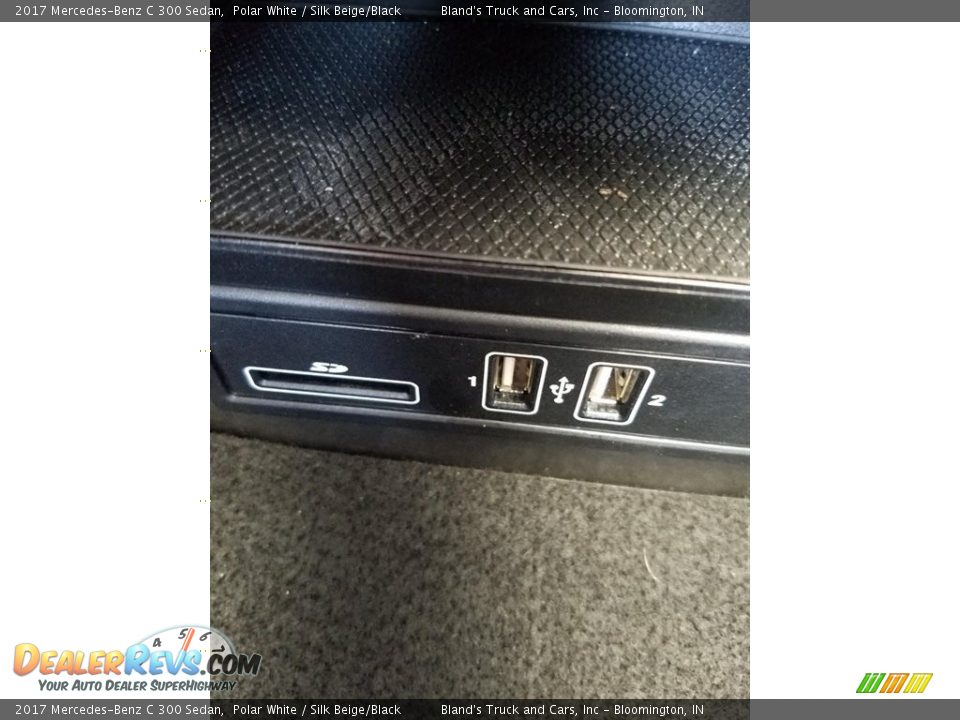 2017 Mercedes-Benz C 300 Sedan Polar White / Silk Beige/Black Photo #29