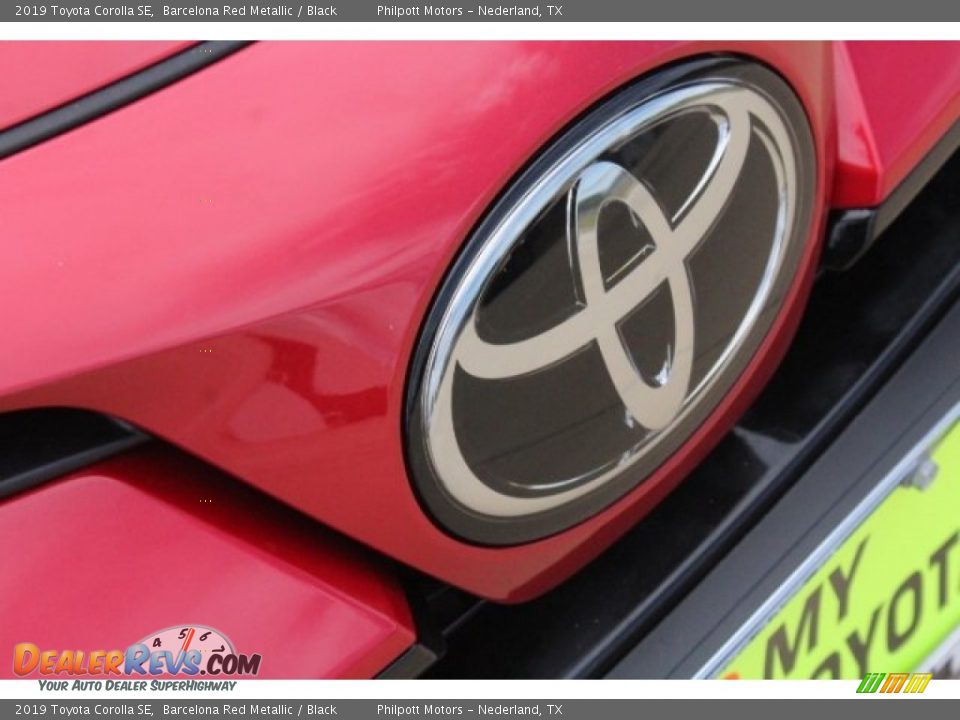 2019 Toyota Corolla SE Barcelona Red Metallic / Black Photo #11