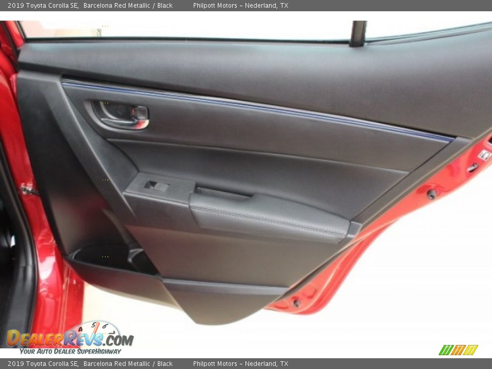 2019 Toyota Corolla SE Barcelona Red Metallic / Black Photo #26