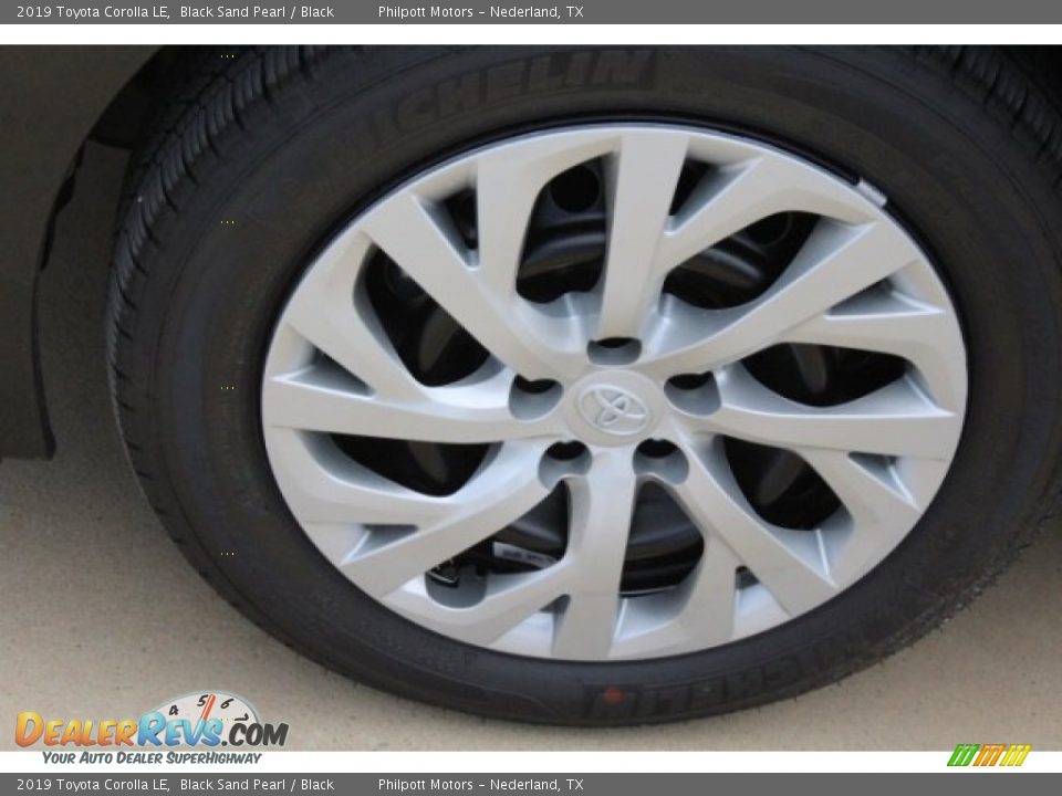 2019 Toyota Corolla LE Black Sand Pearl / Black Photo #4