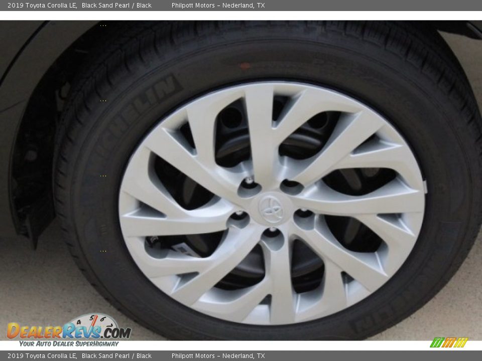 2019 Toyota Corolla LE Black Sand Pearl / Black Photo #5