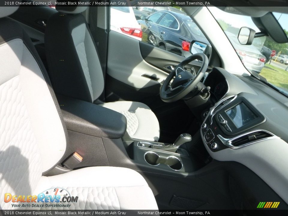 2018 Chevrolet Equinox LS Mosaic Black Metallic / Medium Ash Gray Photo #10