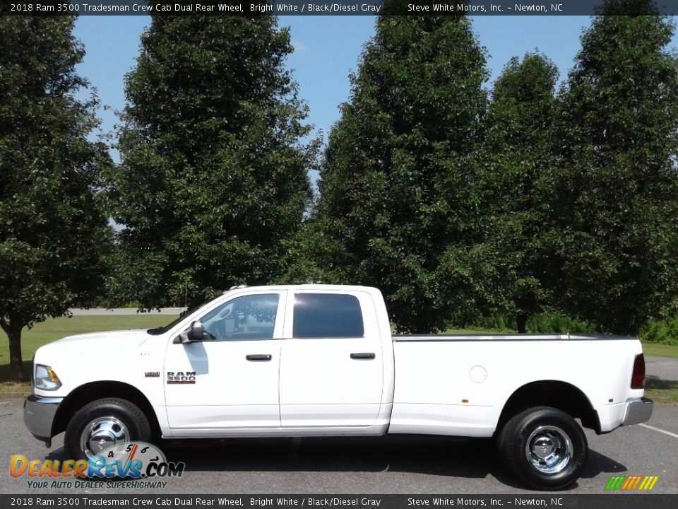 2018 Ram 3500 Tradesman Crew Cab Dual Rear Wheel Bright White / Black/Diesel Gray Photo #1