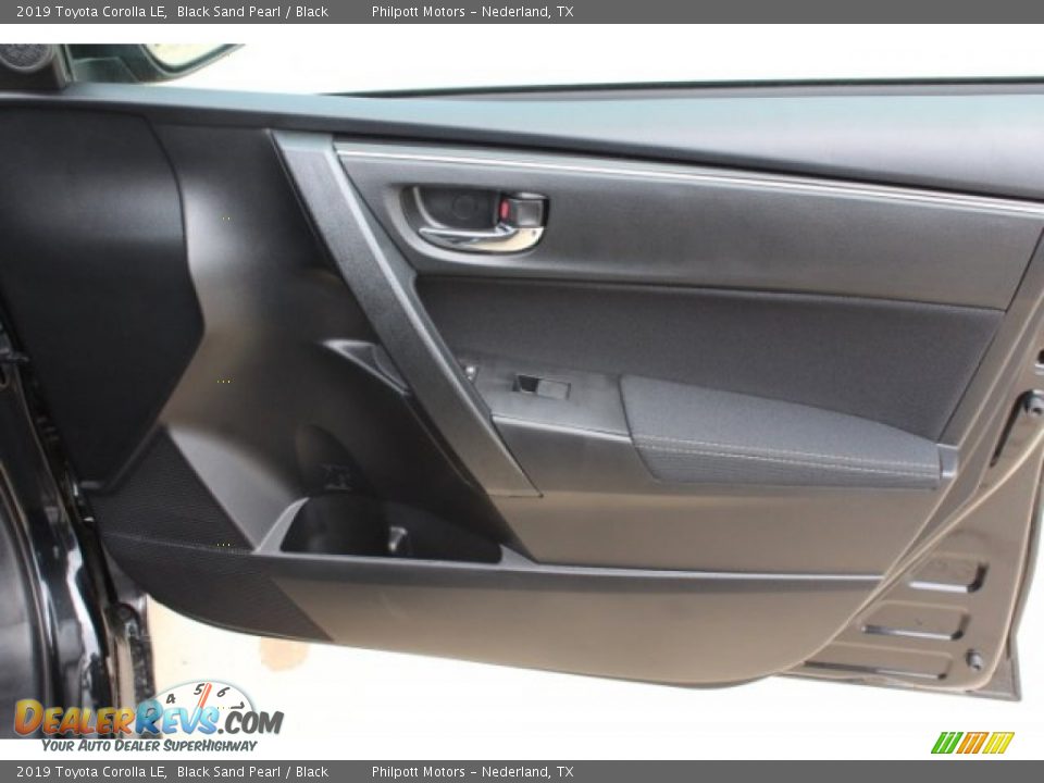 2019 Toyota Corolla LE Black Sand Pearl / Black Photo #28