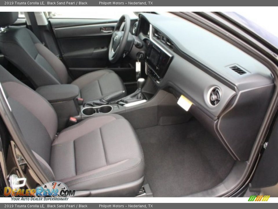 2019 Toyota Corolla LE Black Sand Pearl / Black Photo #30