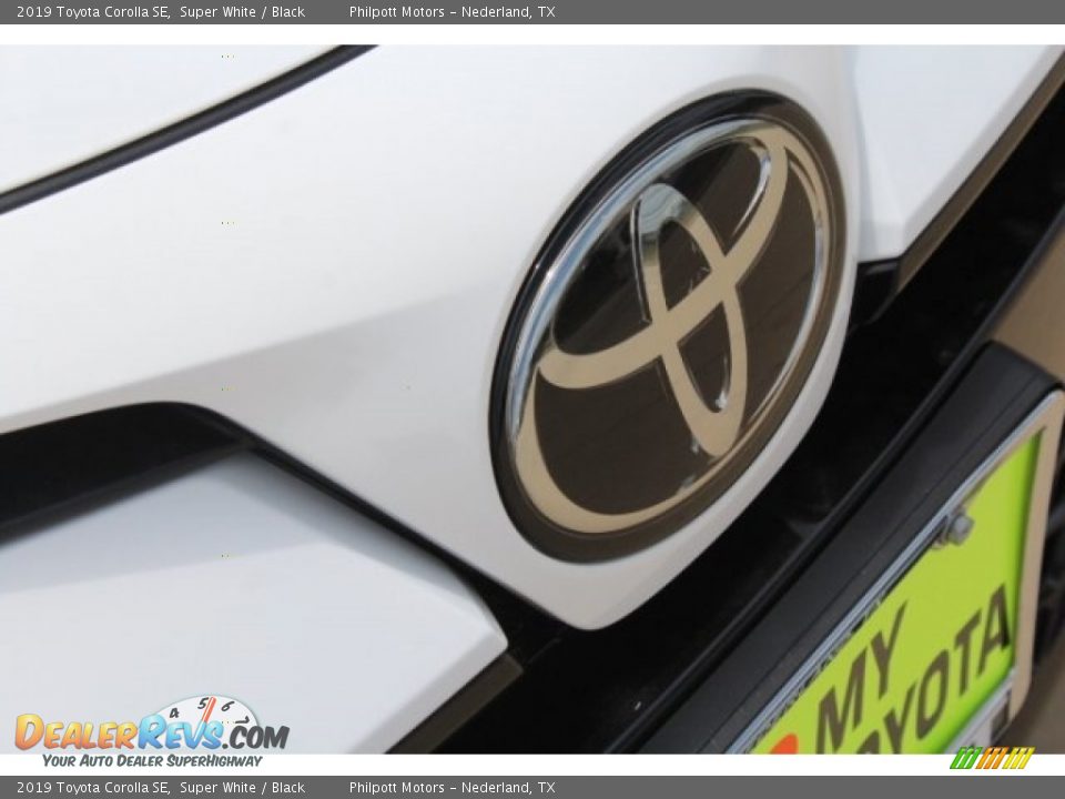 2019 Toyota Corolla SE Super White / Black Photo #11